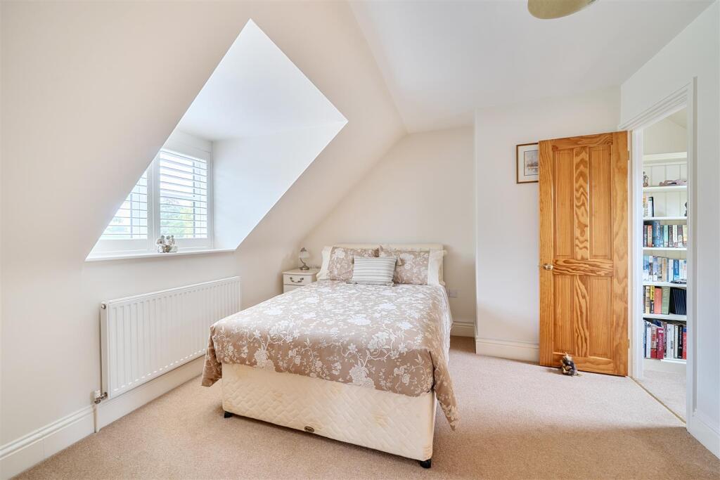 House in Haselbury Plucknett - More