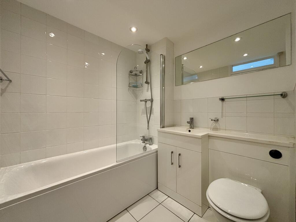 Main image of property: Devis Court, Albemarle Road, BR3