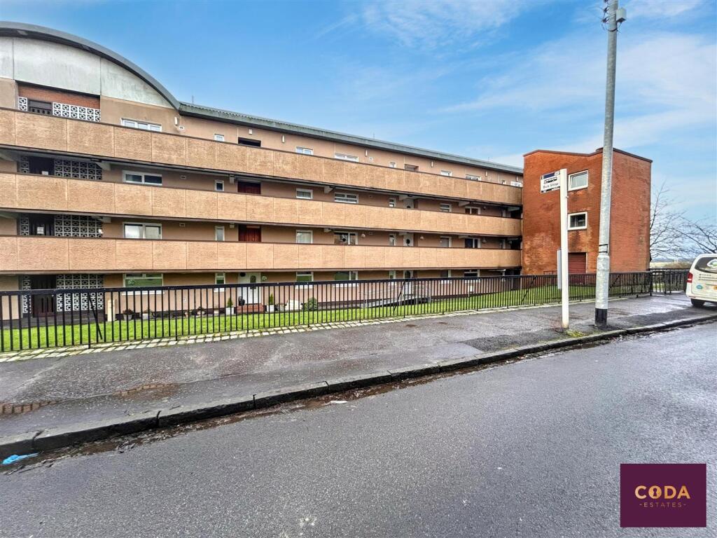 Main image of property: Hartlaw Crescent, Hillington, Glasgow
