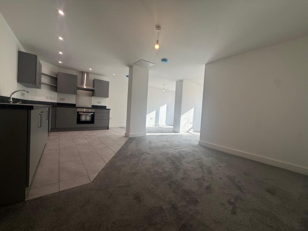 Apartment in Derby - View 2