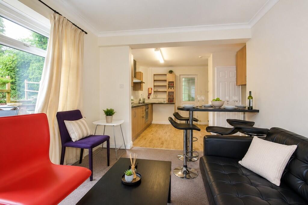 House in Southampton - View 5