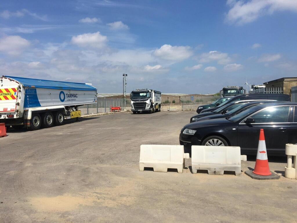 Area 11 looking N from S perimeter.jpg