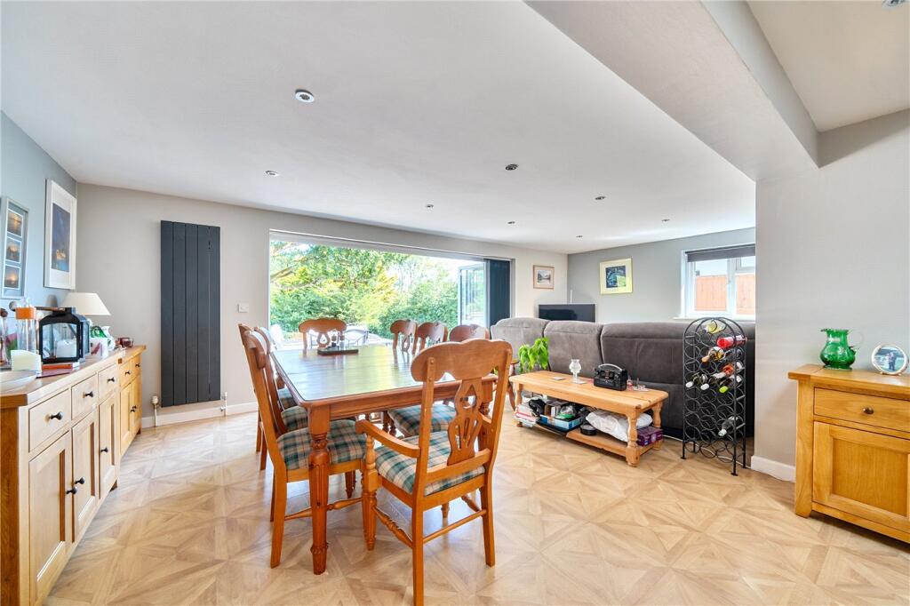 House in Waverley, Weybourne, Farnham - View 5