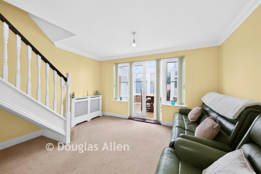 House in Epping Forest, Lambourne - View 3