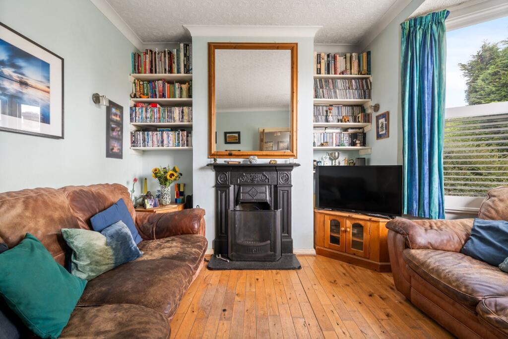House in Forest Row - View 2