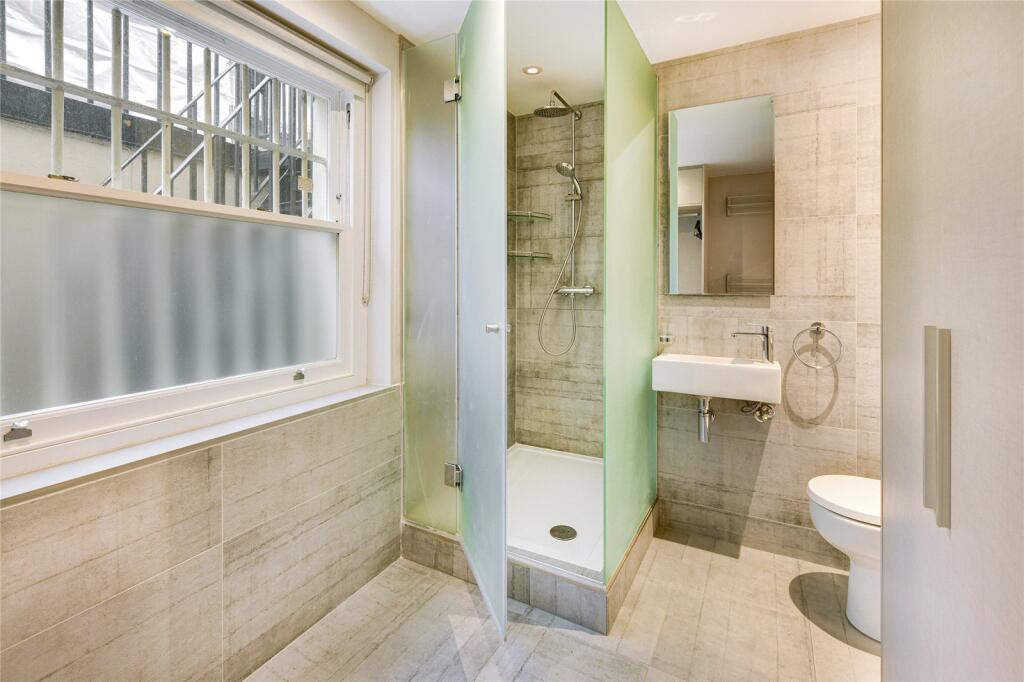 4 bedroom terraced house for rent