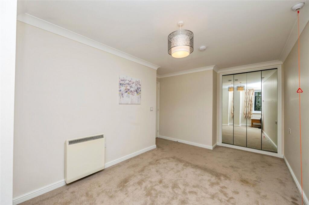Apartment in Wychavon, Witton, Droitwich Spa - More