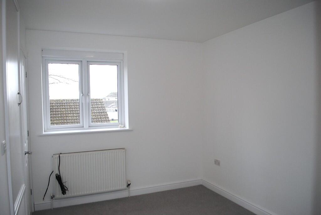 Additional image 6 of ***very Well Presented 2 Bedroom House With 2 Parking Spaces***