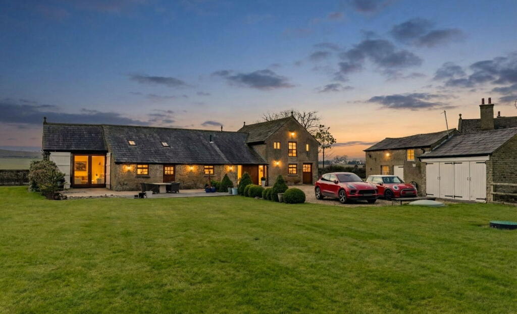 Main image of property: Gores Lane, Crank, St. Helens, WA11 8QX