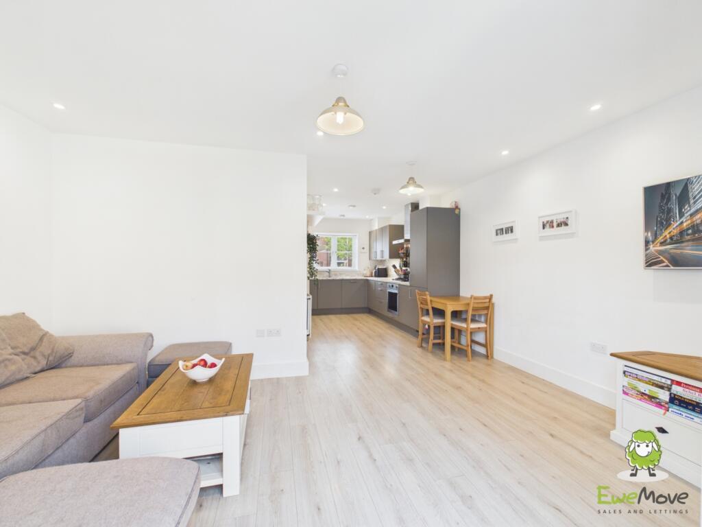 House in Basingstoke and Deane, Aurum Green, Popley - More