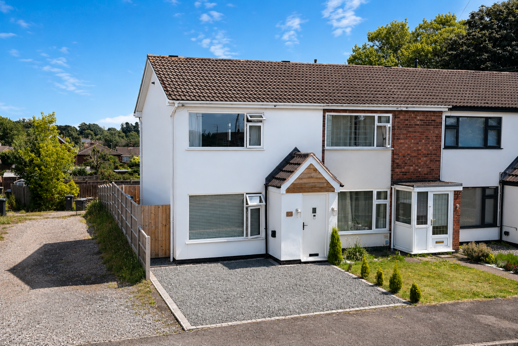 Main image of property: Gowrie Close, Hinckley, Leicestershire