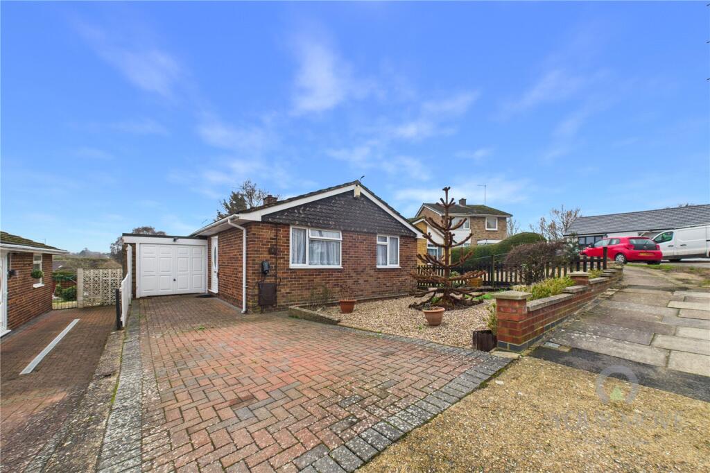 Main image of property: Brackenhill Close, Links View, Northampton, NN2