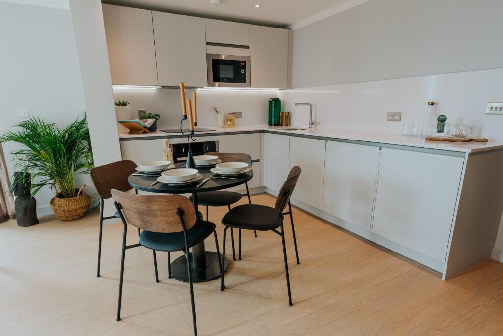 Apartment in Manchester, Gay Village, City Centre - View 5