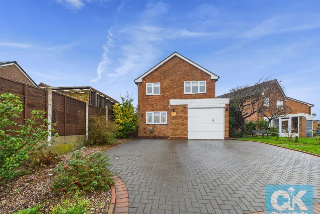 Main image of property: Hemlingford Road, Kingsbury, Tamworth, B78 2NJ