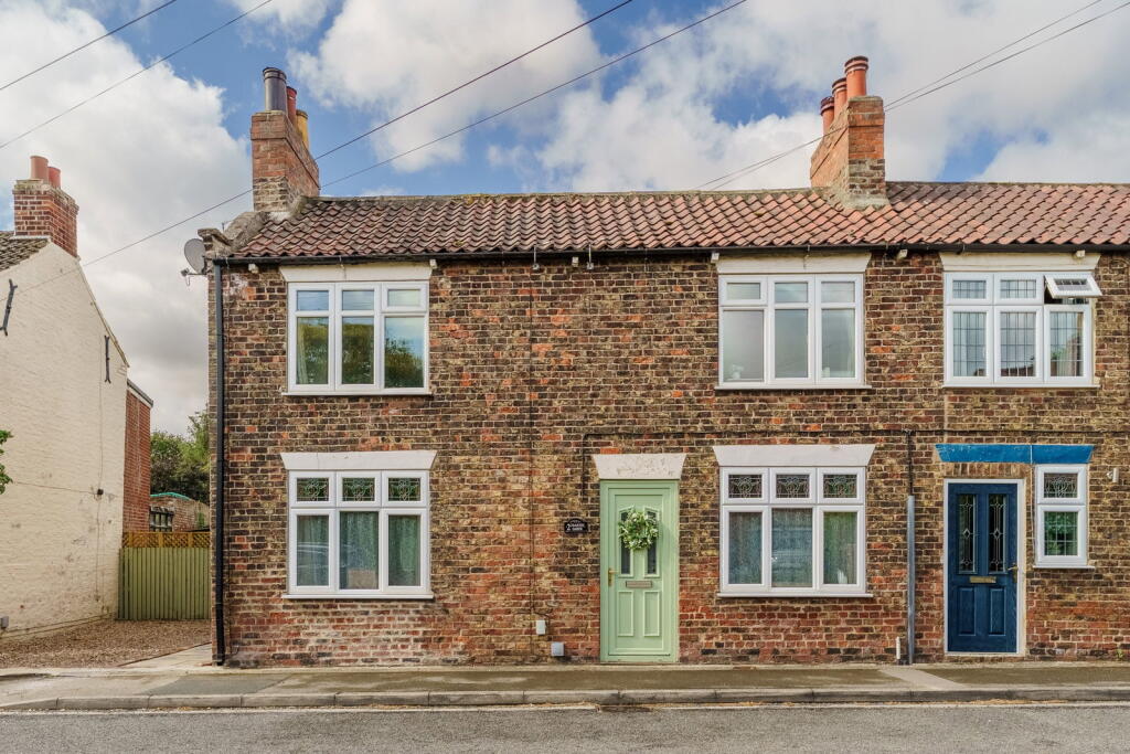 Main image of property: Hull Road, Cliffe, Selby, YO8 6NH