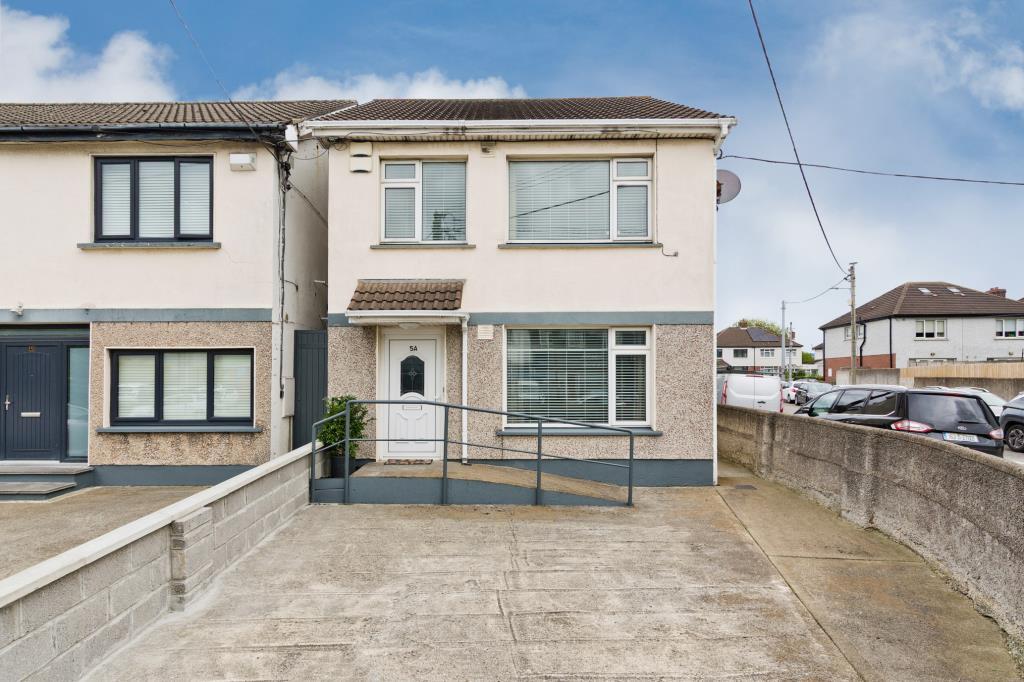 Main image of property: 5A St Mary's Road, Walkinstown, Dublin 12, D12 AY79