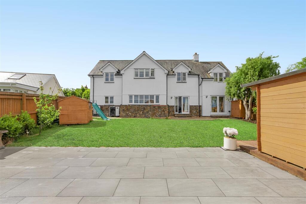 House in Exeter - View 5