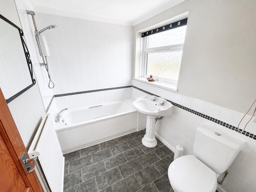 House in Bargoed, Caerphilly - View 4