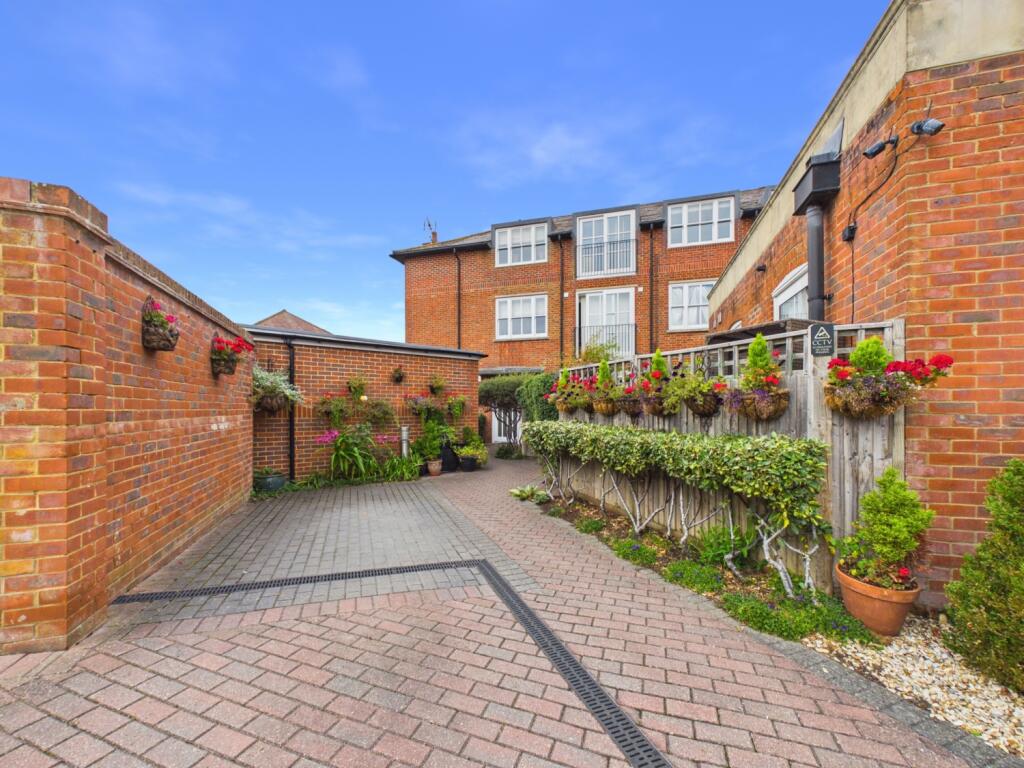 Property photo 6