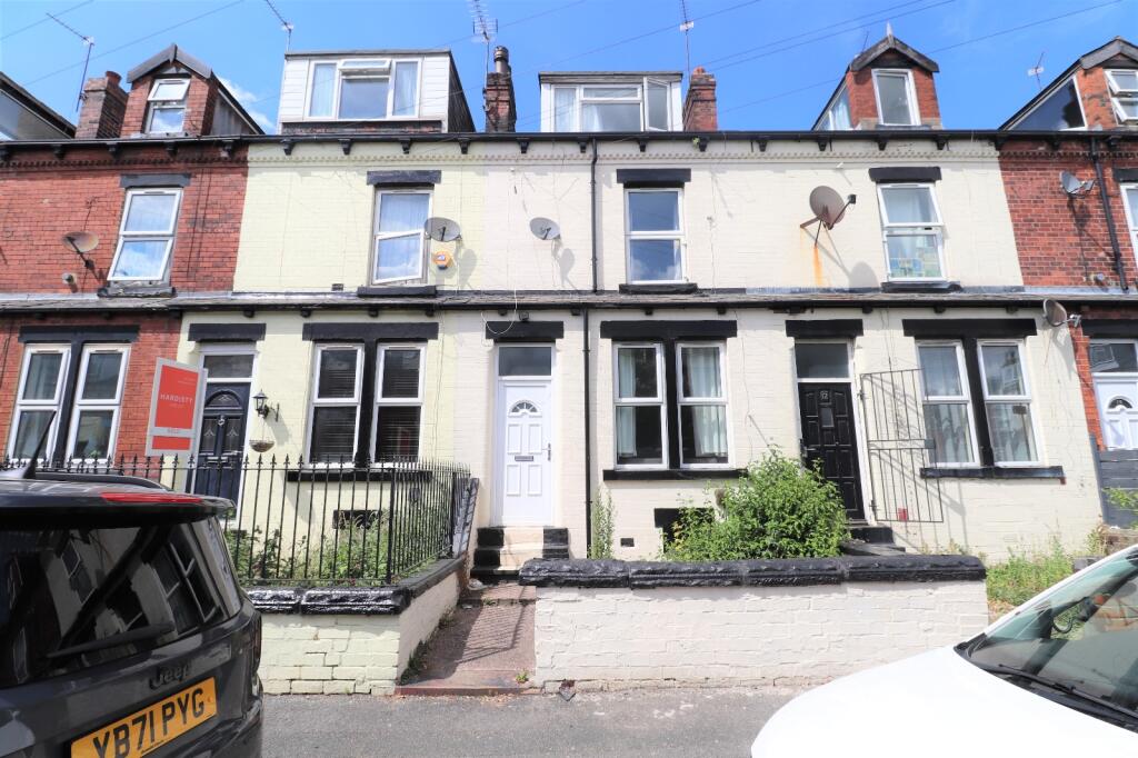 Main image of property: Salisbury View, Leeds, West Yorkshire, UK, LS12