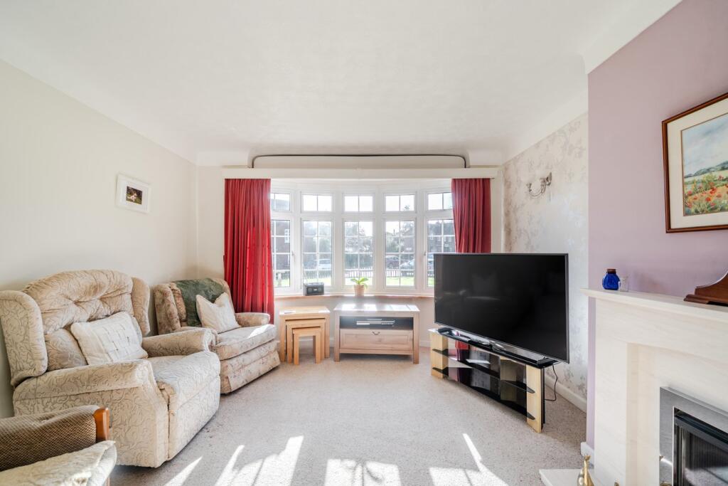 Kings Close, Lyndhurst, SO43 photo 4