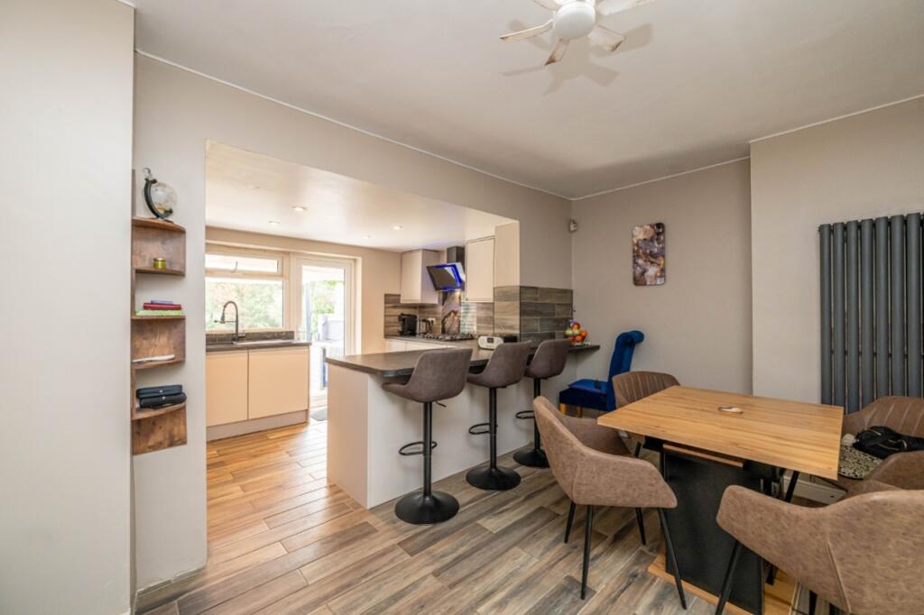 House in Walsall, Ashmore Lake - View 3