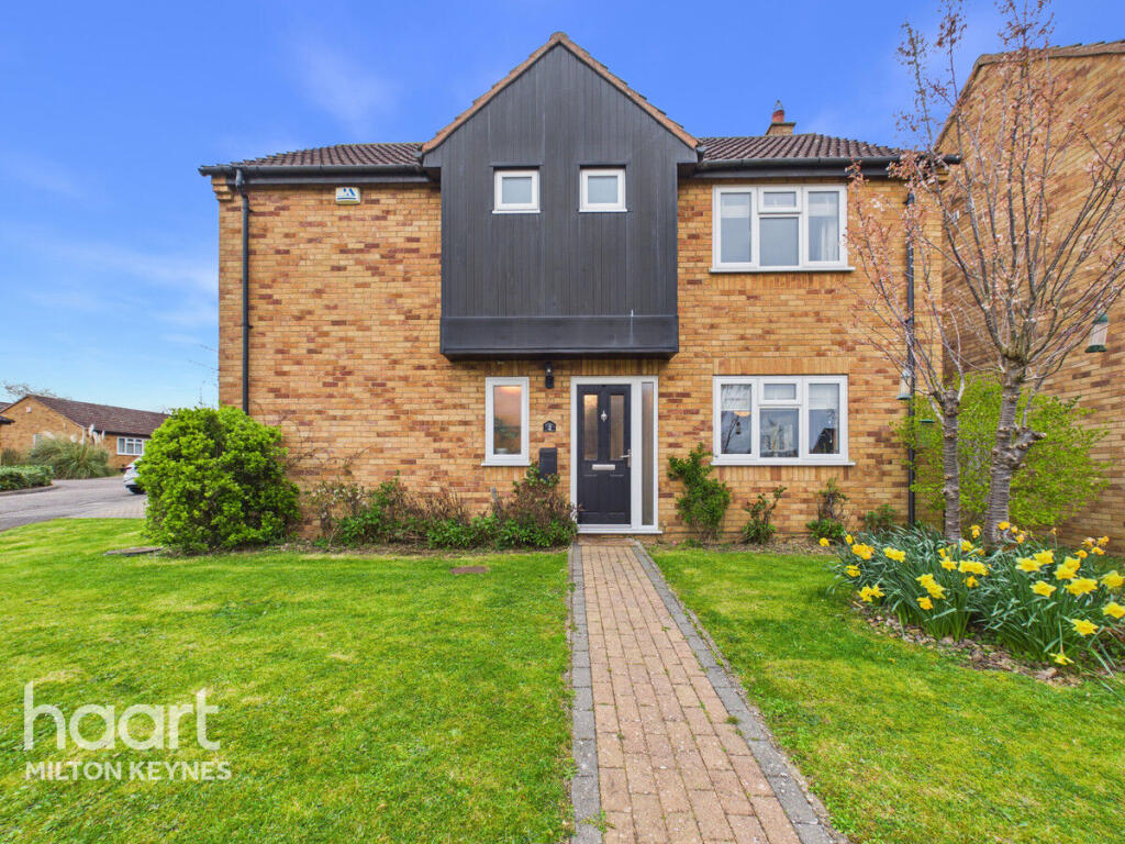 4-bed detached on Greatchesters, Milton Keynes, £475,000