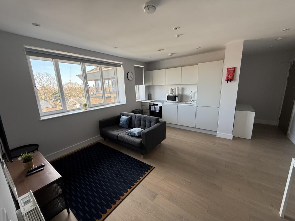 Main image of property: New Road, Brentwood, CM14