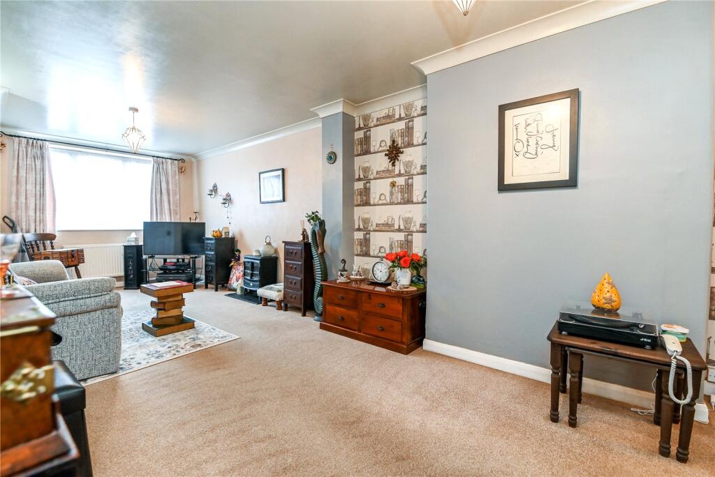 Apartment in Southampton - More