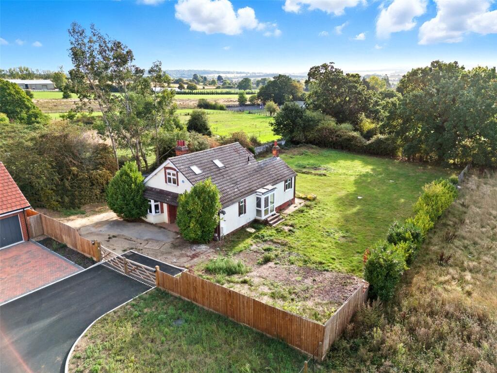 Main image of property: Larcombe Mews, Main Road, Margaretting, Ingatestone, CM4