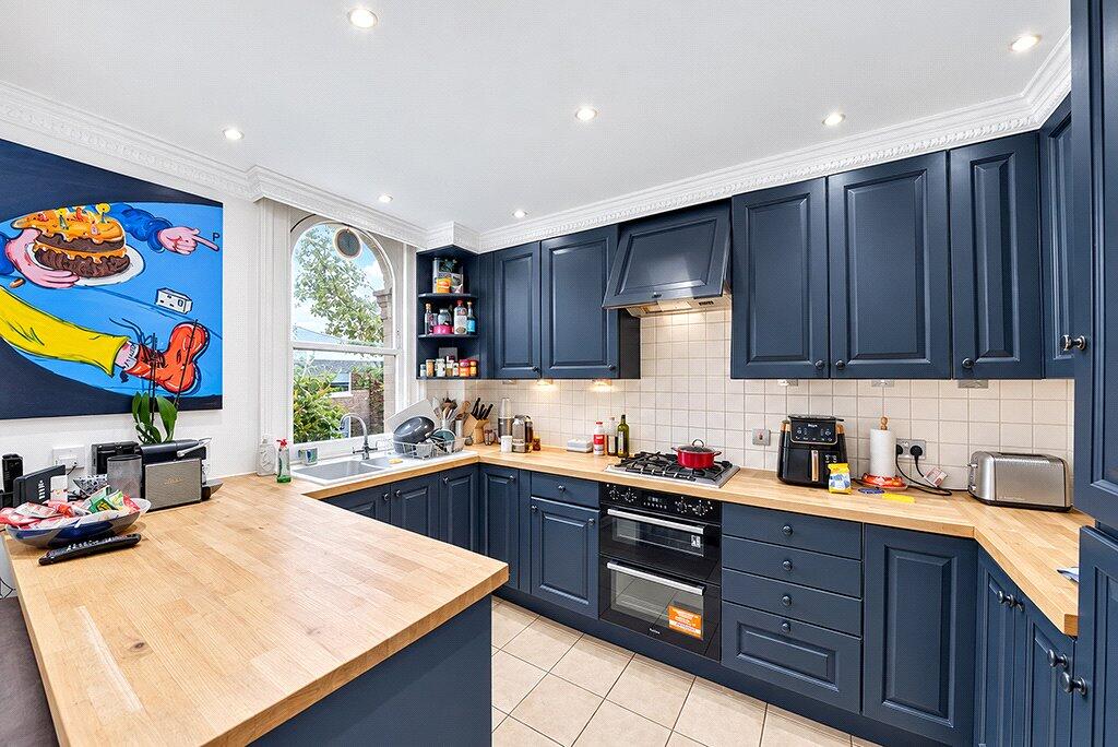 Apartment in London - View 4