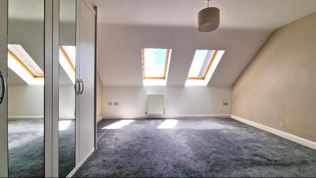 House in Dudley - View 4