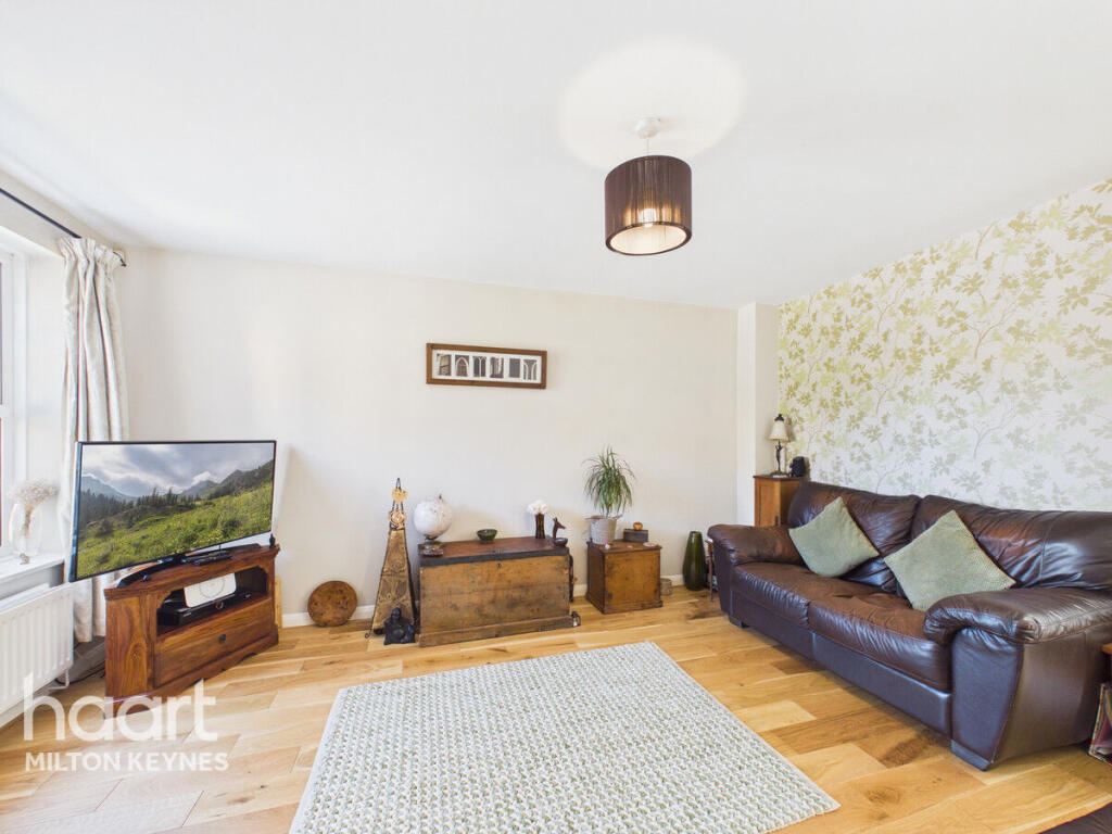 House in Milton Keynes, Emerson Valley, Shenley Brook End - View 5
