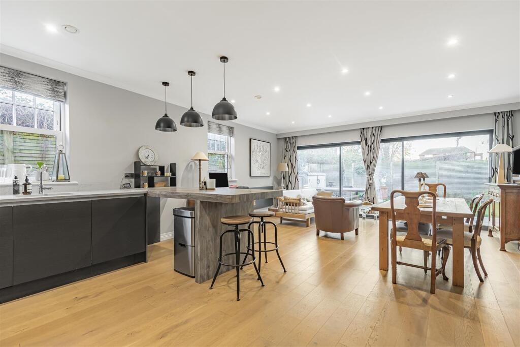 2-bed terraced on Bexhill Road, East Sheen, SW14, £875,000