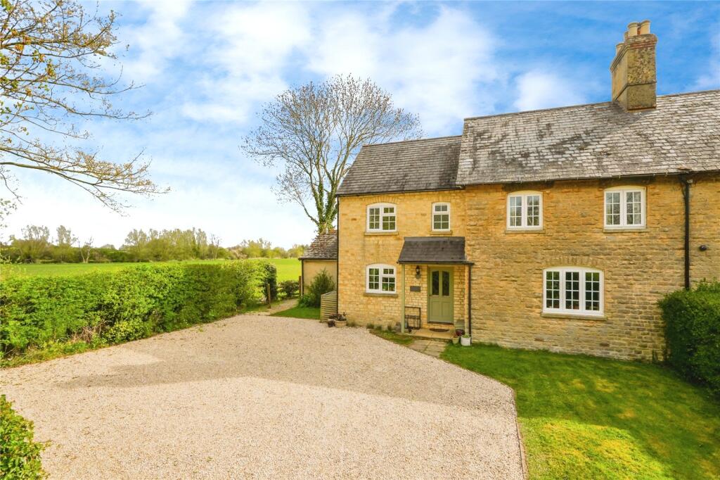 Main image of property: Buckland Road, Bampton, Oxfordshire OX18