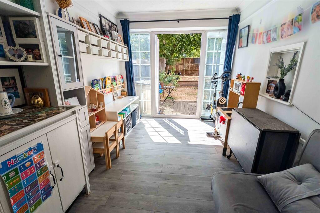 House in Reading - View 5