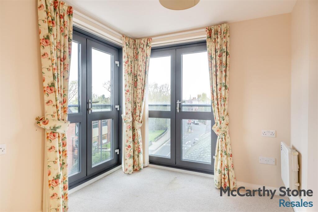 Apartment in Chester, Newtown, City of Chester - View 3