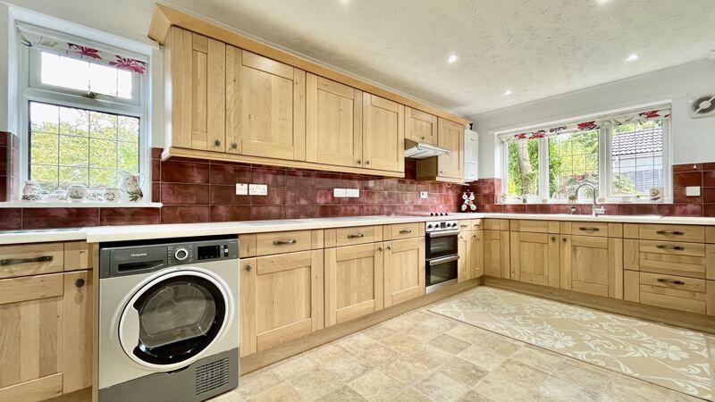 Foxglove Way, Chard, Somerset TA20 photo 2