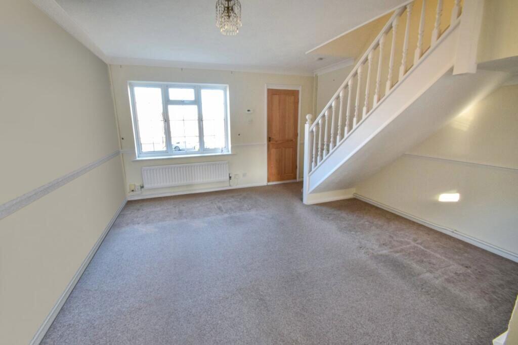 House in Chatham, Medway - View 4