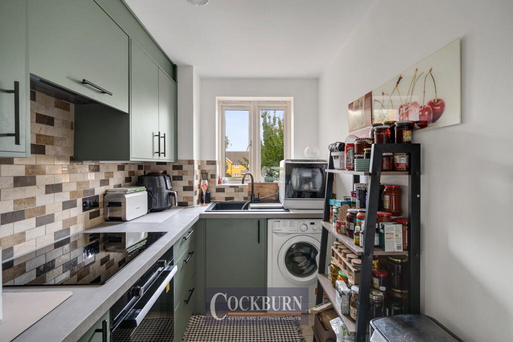 Apartment in London - More