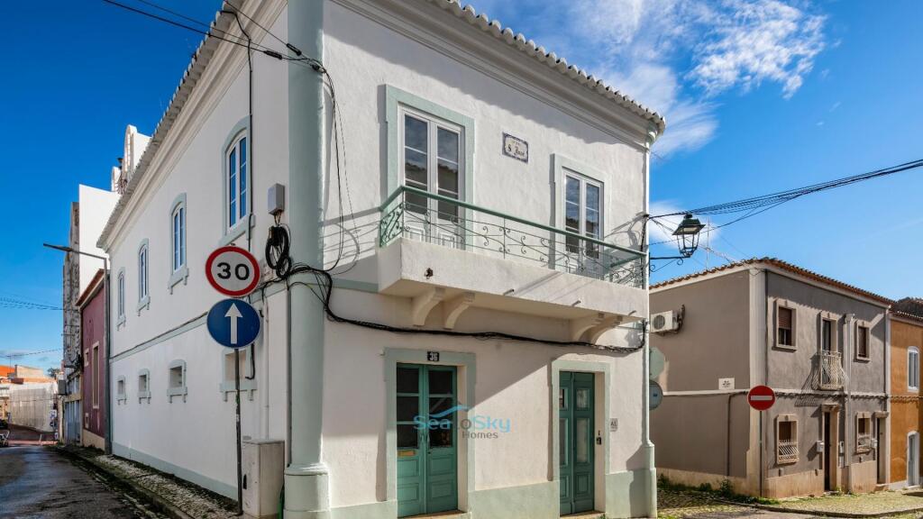 Main image of property: Algarve, Lagoa
