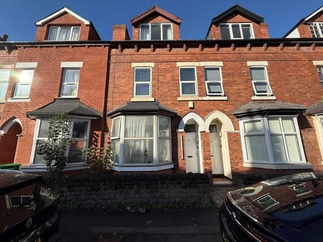 5-bed terraced on 361 Radford Road, Nottingham, Nottinghamshire NG7 7NQ, £185,000