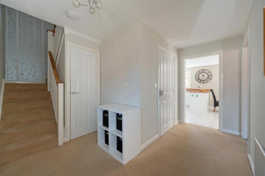 House in Clanfield - View 4