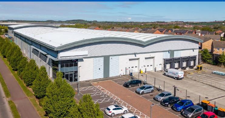 Main image of property: Immediately available a fully fitted industrial/warehouse unit