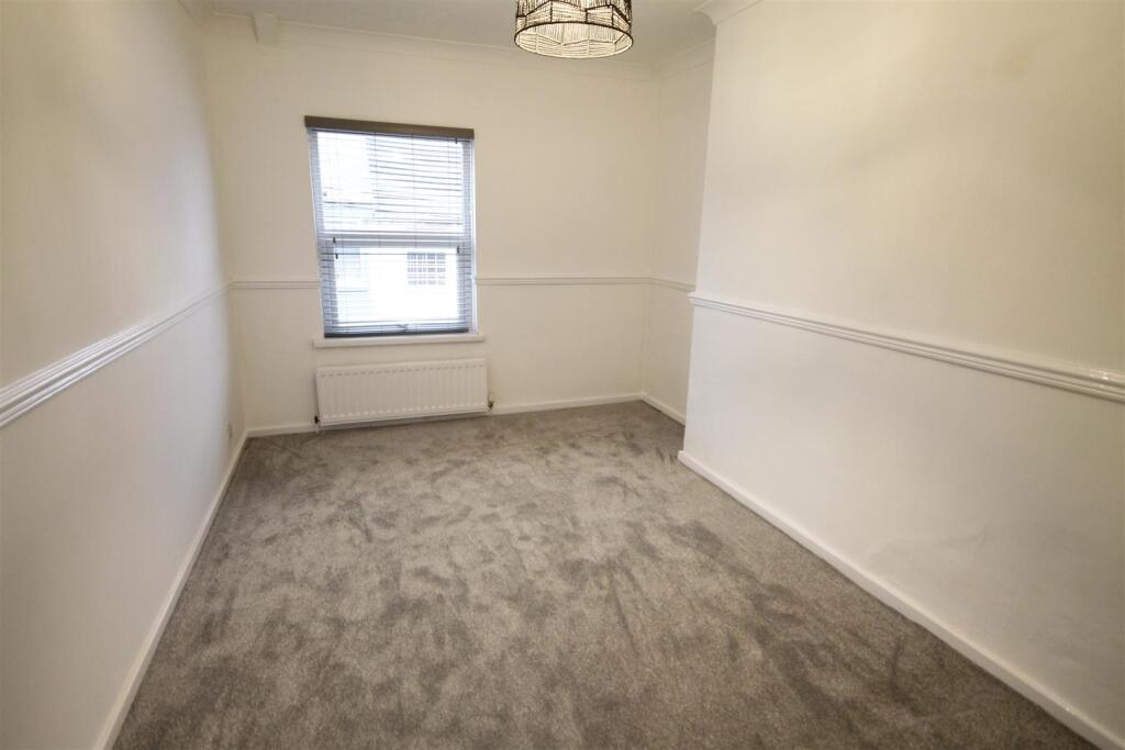 House in Durham - View 4