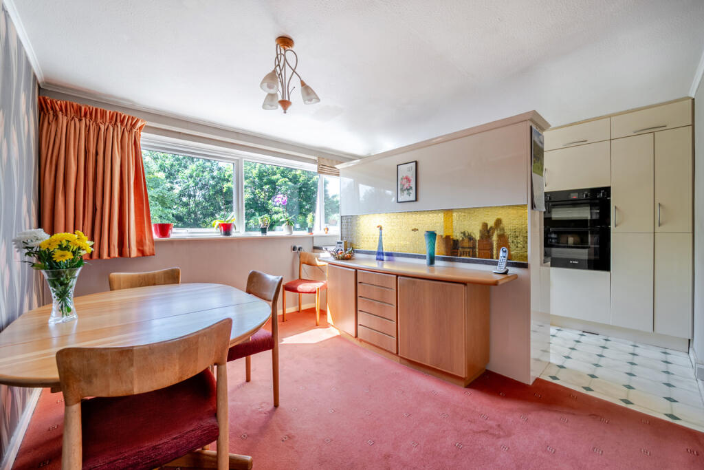House in Shepperton, Surrey - View 4