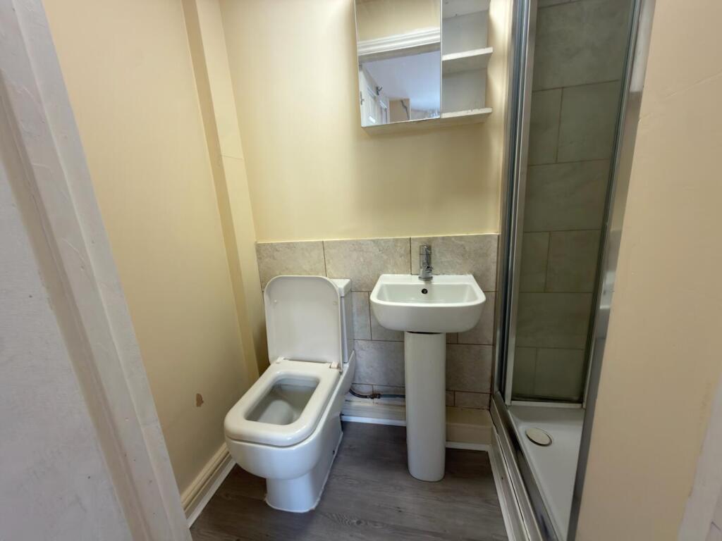 House in London, Lonesome, Mitcham - View 3