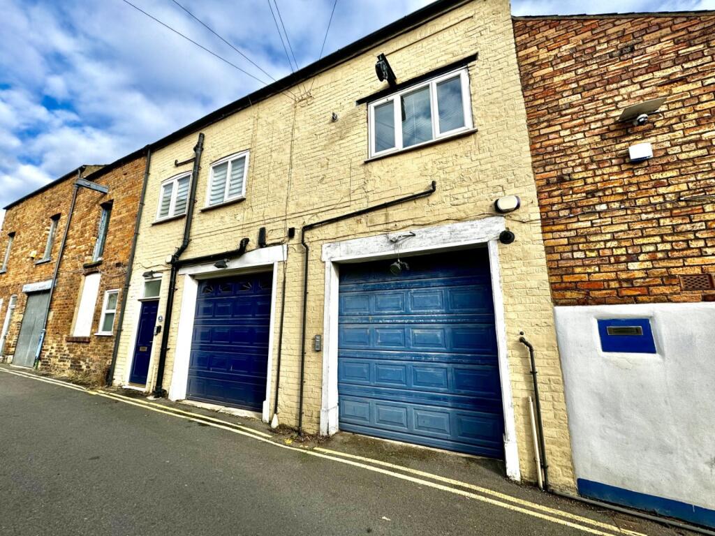 Main image of property: Albemarle Back Road, Scarborough, North Yorkshire, YO11