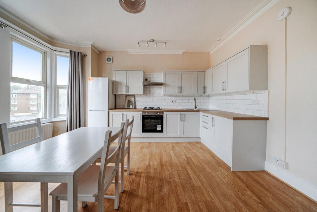 Apartment in London, Mitcham - View 4