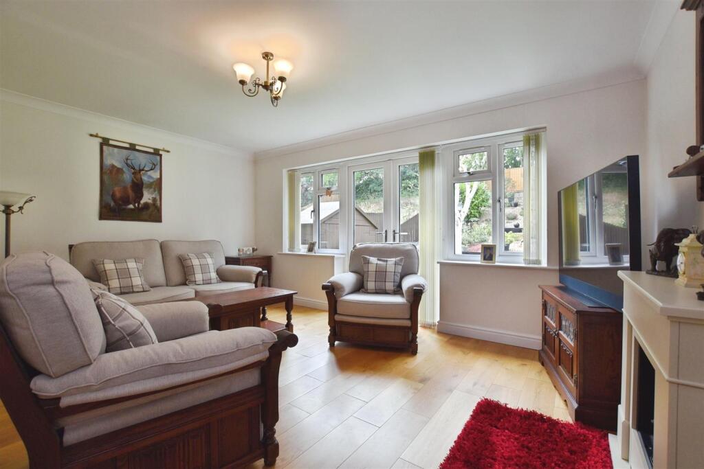 7 Sorrel Close photo 4